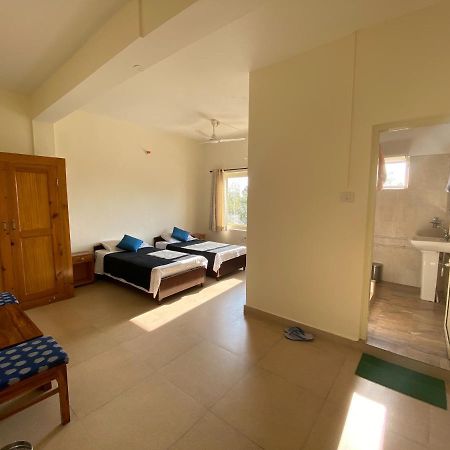 Zhim Zhim Guest House Bīr エクステリア 写真