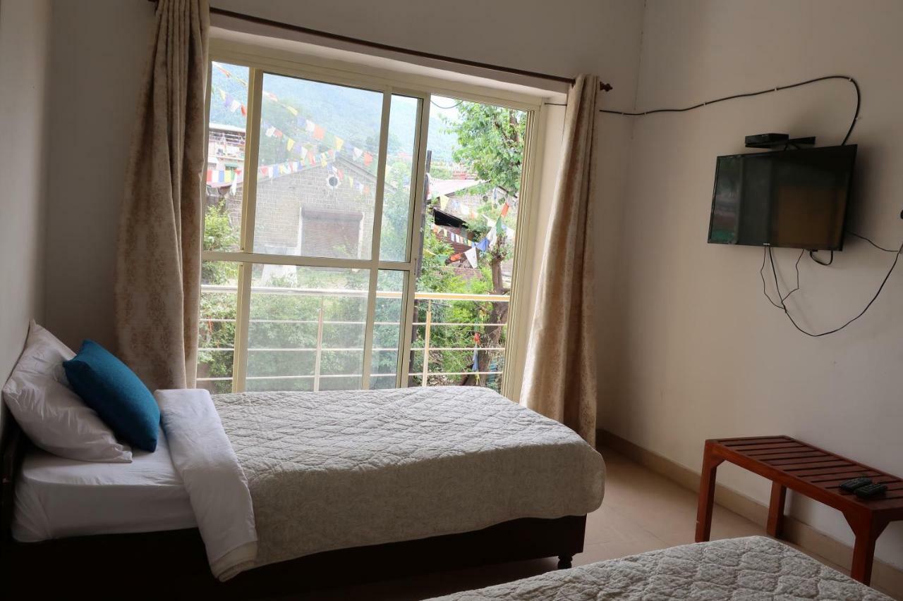 Zhim Zhim Guest House Bīr エクステリア 写真