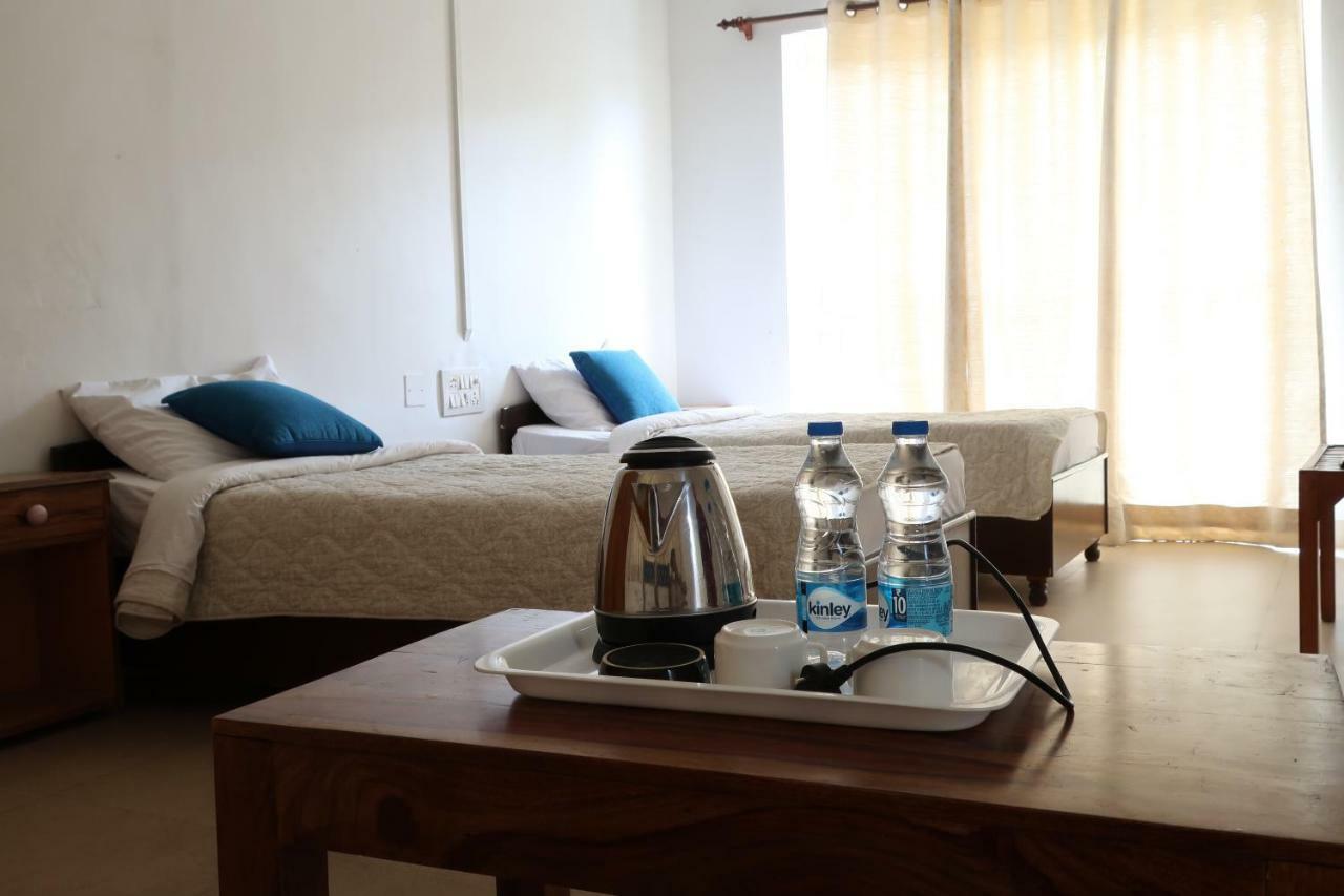 Zhim Zhim Guest House Bīr エクステリア 写真